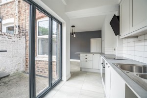 Images for Trafalgar Street, South Bank, York, YO23 1HT