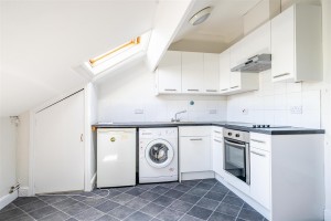 Images for Second Floor Flat, Wigginton Road