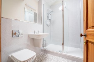 Images for Swan Cottage, Stockton Hermitage, Malton Road, York, YO32 9TL