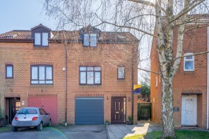 Images for Ebsay Drive, York