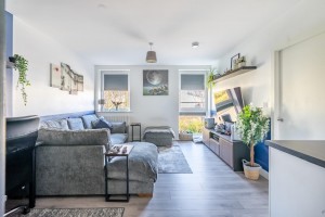 Images for Aviator Court, York