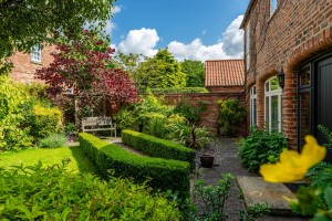 Images for Walnut Close, Heslington, York