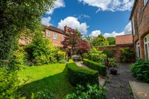 Images for Walnut Close, Heslington, York