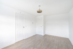 Images for Thresher Court, York