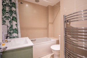 Images for Monarch Way, York