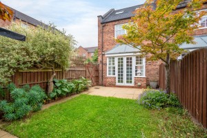 Images for Monarch Way, York