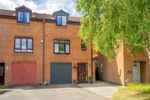 Images for Ebsay Drive, York