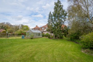 Images for Meadowfields Drive, York