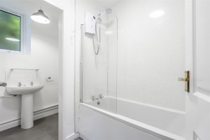 Images for Far Bannyhow Cottage, Swaythorpe Farm, Thwing, Driffield YO25 3ED