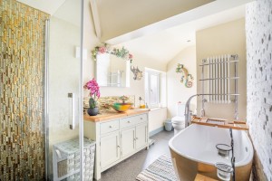 Images for Pinewood Grove, York