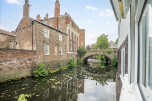 Images for Studio Flat, 4 Franklins Yard, Fossgate, York, YOP1 9TN