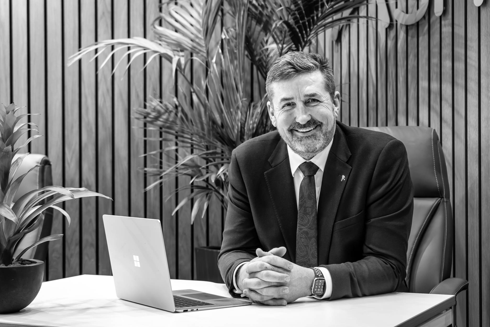 Craig Lonie, Accompanied Viewer