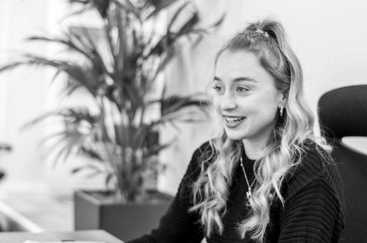 Mia Wilson, Estate Agent
